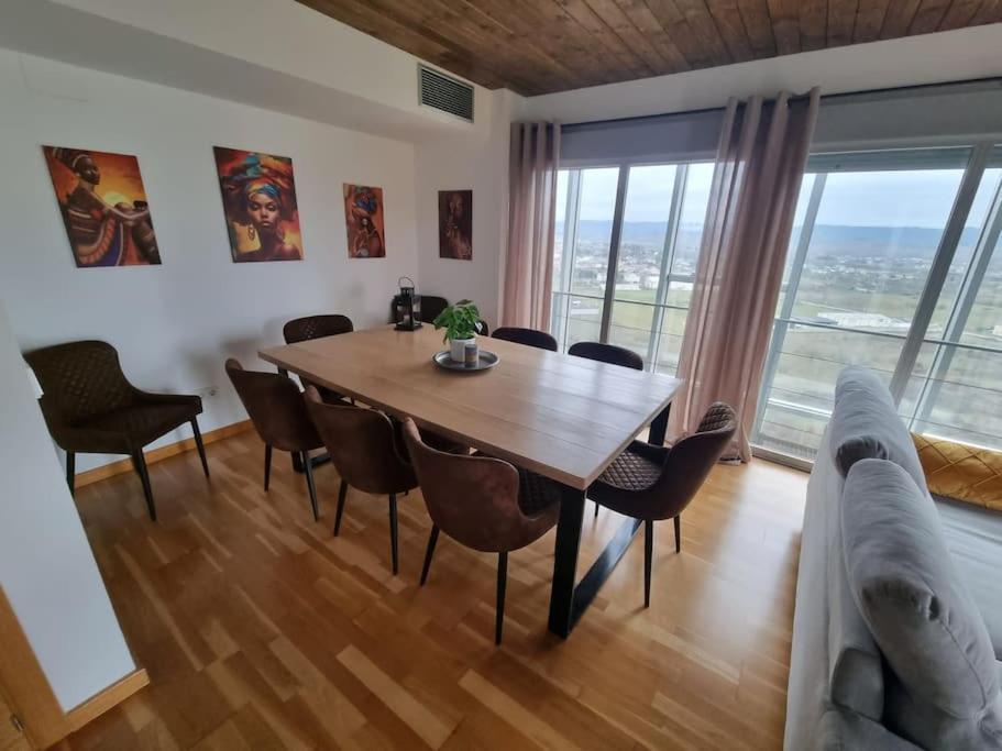 El Mirador Del Rosal Apartment Ponferrada Bagian luar foto